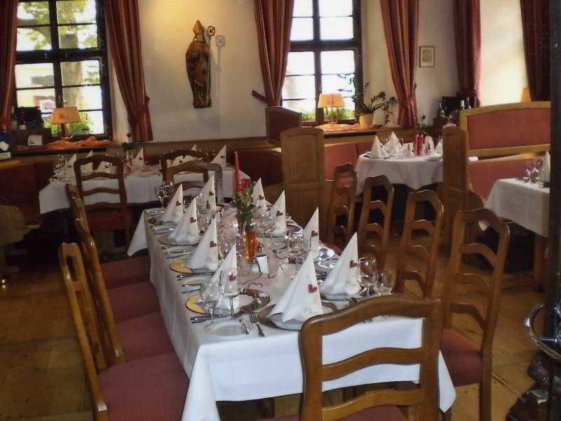 Отель Schwan Und Post Business Quarters Бад-Нойштадт-ан-дер-Зале Экстерьер фото